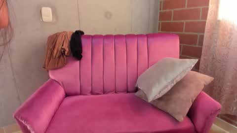 kitty rose online show from November 21, 2025, 12:15 pm