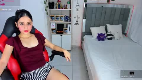 Snapshot of kitty_scoot chatting on October 8, 2025, 1:03 am kitty_scoot online show from October 8, 2025, 1:03 am