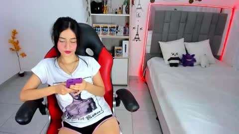 Snapshot of kitty_scoot chatting on October 24, 2025, 1:03 am kitty_scoot online show from October 24, 2025, 1:03 am