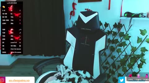 kitty_vaal online show from February 8, 2025, 5:08 am