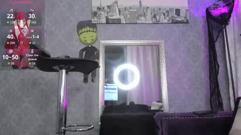 Snapshot of kitty_wichis chatting on October 28, 2025, 4:05 am Kendall Saray   online show from October 28, 2025, 4:05 am