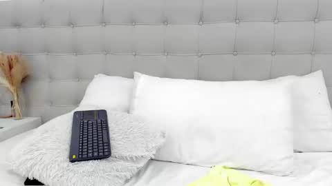Kitty online show from January 17, 2025, 3:22 pm
