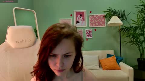 Snapshot of kittybomb_ chatting on September 24, 2025, 2:20 pm Kitty online show from September 24, 2025, 2:20 pm