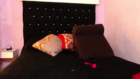 Snapshot of kittybonx chatting on March 9, 2025, 1:04 pm paola online show from March 9, 2025, 1:04 pm