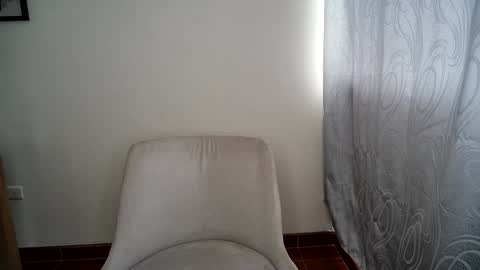 kittyholeshot87 online show from September 30, 2025, 3:50 pm