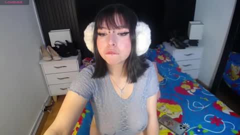 kittyhouse_hs online show from December 4, 2024, 2:53 am