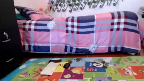 --. .-          -. .-- online show from February 4, 2026, 3:40 pm