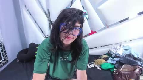 kittylovely  online show from January 20, 2025, 6:32 pm