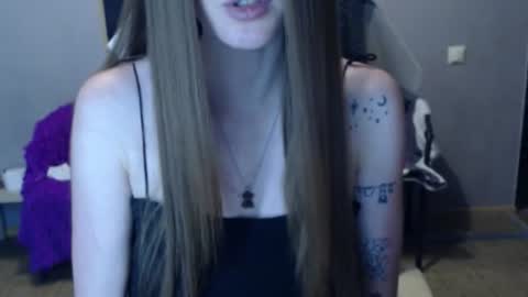 Snapshot of kittylovemoon chatting on July 14, 2026, 4:45 pm KittyloveMoon online show from July 14, 2026, 4:45 pm