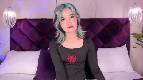 Kitty online show from June 22, 2026, 12:13 pm