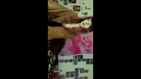 kitty online show from December 16, 2025, 5:45 am