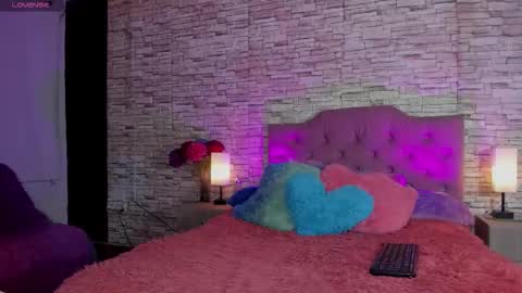 Tatiana Guerrero online show from September 17, 2025, 4:25 am