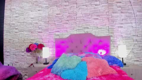 Tatiana Guerrero online show from October 3, 2025, 2:30 am