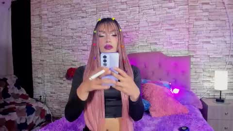 Tatiana Guerrero online show from October 21, 2025, 5:19 am