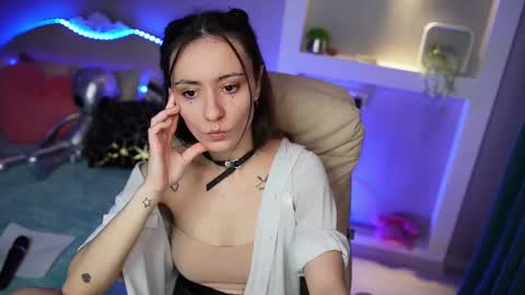 kittyslina online show from March 9, 2025, 5:00 am
