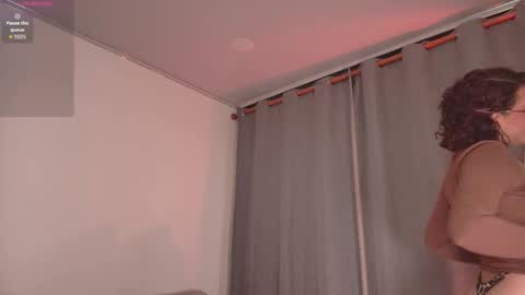 Sophie online show from March 25, 2026, 12:16 am