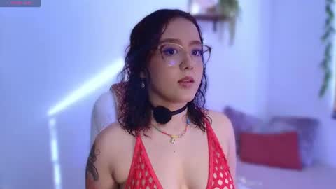 Sophie online show from June 15, 2026, 9:06 pm