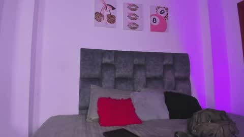 kitty online show from June 7, 2026, 5:49 pm