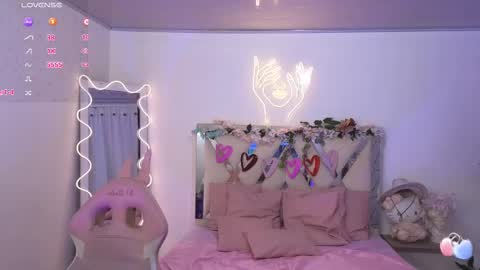 Snapshot of kittystar_tay chatting on February 22, 2025, 1:44 am Kitty  online show from February 22, 2025, 1:44 am