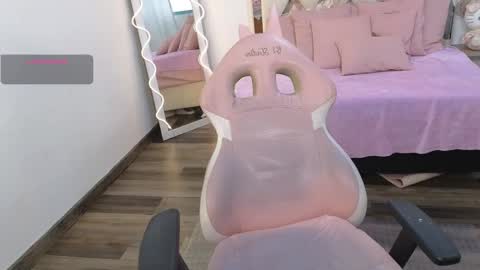Snapshot of kittystar_tay chatting on February 24, 2025, 7:09 pm Kitty  online show from February 24, 2025, 7:09 pm