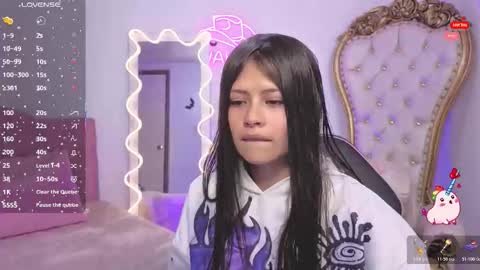 Kitty  online show from November 11, 2025, 11:32 am