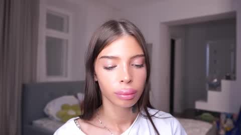 Alice online show from November 29, 2025, 4:43 pm