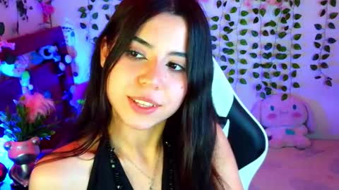 Snapshot of kittyuwu_ chatting on October 24, 2025, 10:50 pm Kittyuwu  online show from October 24, 2025, 10:50 pm