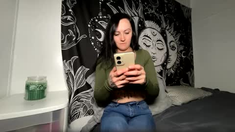 Kitty online show from February 14, 2025, 1:02 am