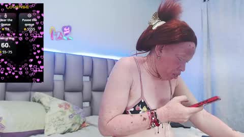 kittywhiteass online show from May 5, 2026, 6:21 am