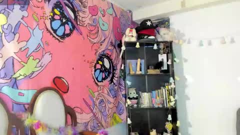 Kitty Zen online show from November 12, 2025, 3:23 pm