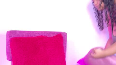 Kitty Hill online show from January 19, 2026, 3:32 am