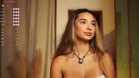 Erika online show from September 30, 2025, 8:03 pm