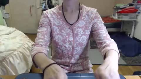 Snapshot of kiuminberry chatting on October 23, 2025, 11:09 am KiuminBerry online show from October 23, 2025, 11:09 am