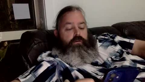 Snapshot of kiwiabroad2620 chatting on December 20, 2025, 2:57 pm Kiwiabroad online show from December 20, 2025, 2:57 pm