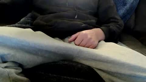 kiwibulge123 online show from May 27, 2026, 8:00 am