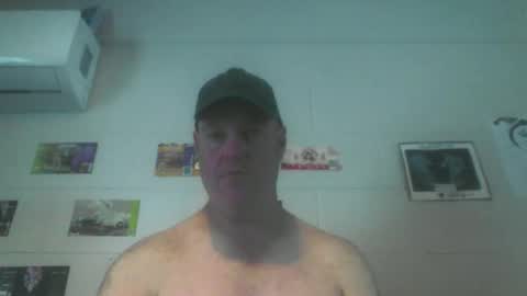 kiwiguy19773 online show from October 31, 2025, 11:17 pm