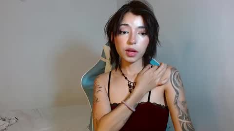 Snapshot of kiyusweetcrazy chatting on December 4, 2024, 2:42 am kiyu online show from December 4, 2024, 2:42 am