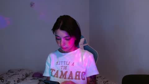 Snapshot of kiyusweetcrazy chatting on December 30, 2024, 1:04 am kiyu online show from December 30, 2024, 1:04 am