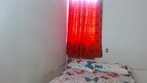 Snapshot of kiyusweetcrazy chatting on October 12, 2025, 5:34 pm kiyu online show from October 12, 2025, 5:34 pm