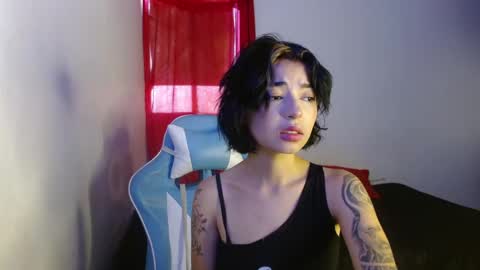 Snapshot of kiyusweetcrazy chatting on October 19, 2025, 5:57 pm kiyu online show from October 19, 2025, 5:57 pm