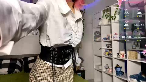 Luna online show from March 17, 2026, 1:47 pm