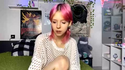 Luna online show from March 20, 2026, 8:03 pm