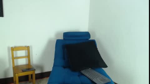 Klarck  online show from March 10, 2025, 2:59 pm