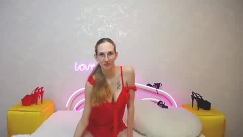 Klary online show from March 1, 2025, 5:16 pm