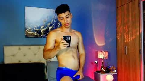 Snapshot of klaton__ chatting on April 1, 2026, 11:35 pm klaton__ online show from April 1, 2026, 11:35 pm