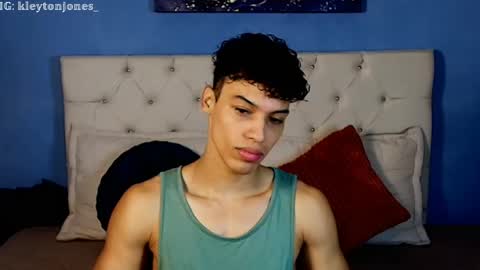 Snapshot of klaton__ chatting on April 29, 2026, 4:11 pm klaton__ online show from April 29, 2026, 4:11 pm