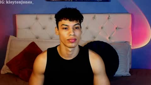 Snapshot of klaton__ chatting on May 4, 2026, 11:56 pm klaton__ online show from May 4, 2026, 11:56 pm