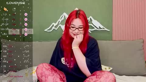 Klee online show from October 18, 2025, 5:21 am