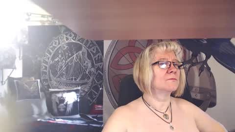 Snapshot of kleiner_teufel chatting on February 12, 2025, 1:59 pm Michelle online show from February 12, 2025, 1:59 pm