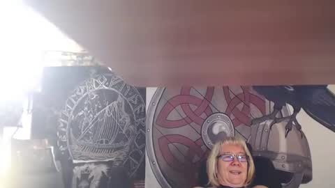 Snapshot of kleiner_teufel chatting on February 18, 2025, 5:53 pm Michelle online show from February 18, 2025, 5:53 pm